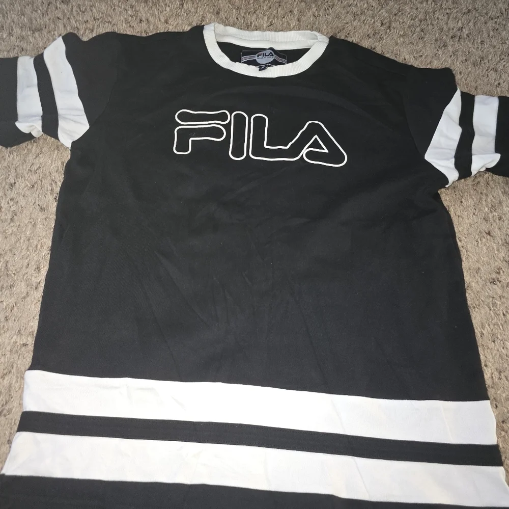 fila shirt - Picture 1 of 3